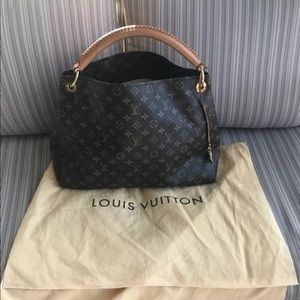 Louis Vuitton Artsy Mm